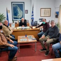 ΣΥΝΑΝΤΗΣΗ “ΘΗΡΑΪΚΗΣ ΠΟΛΙΤΕΙΑΣ” ΜΕ ΤΟΝ ΕΠΑΡΧΟ ΘΗΡΑΣ