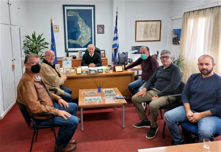 ΣΥΝΑΝΤΗΣΗ “ΘΗΡΑΪΚΗΣ ΠΟΛΙΤΕΙΑΣ” ΜΕ ΤΟΝ ΕΠΑΡΧΟ ΘΗΡΑΣ