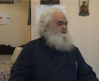 ΕΥΑΓΓΕΛΟΣ ΠΡΑΣΙΝΟΣ ΙΕΡΕΑΣ 417x340