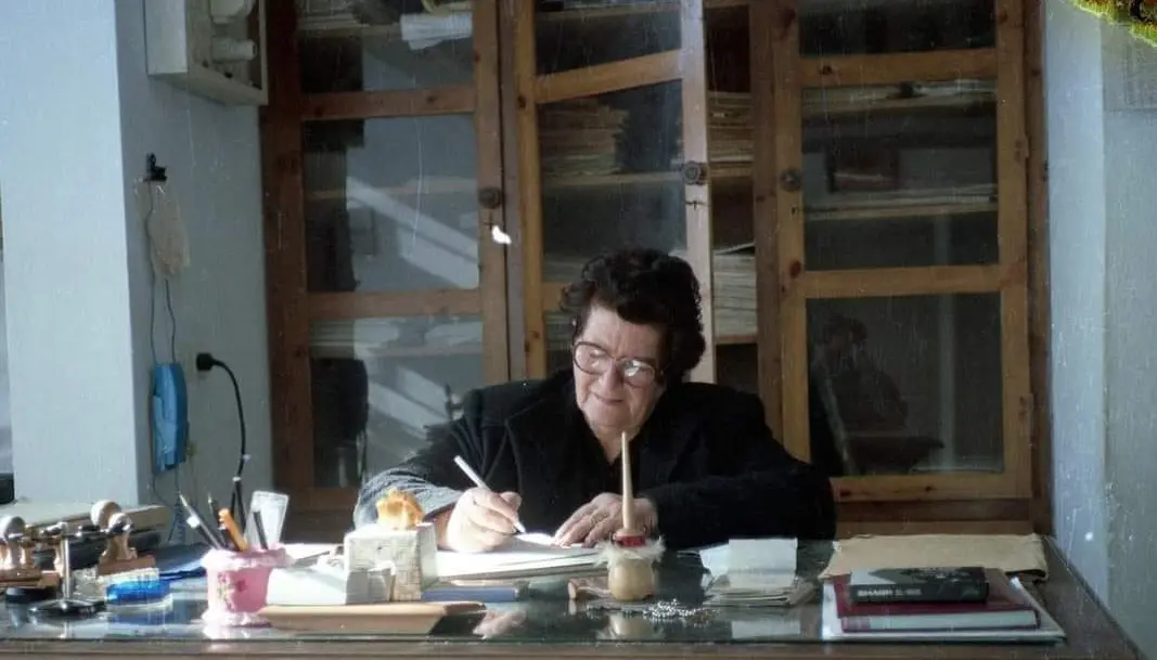 ΕΦΥΓΕ ΑΠΟ ΚΟΝΤΑ ΜΑΣ Η ΡΕΝΑ ΓΡΙΒΑ