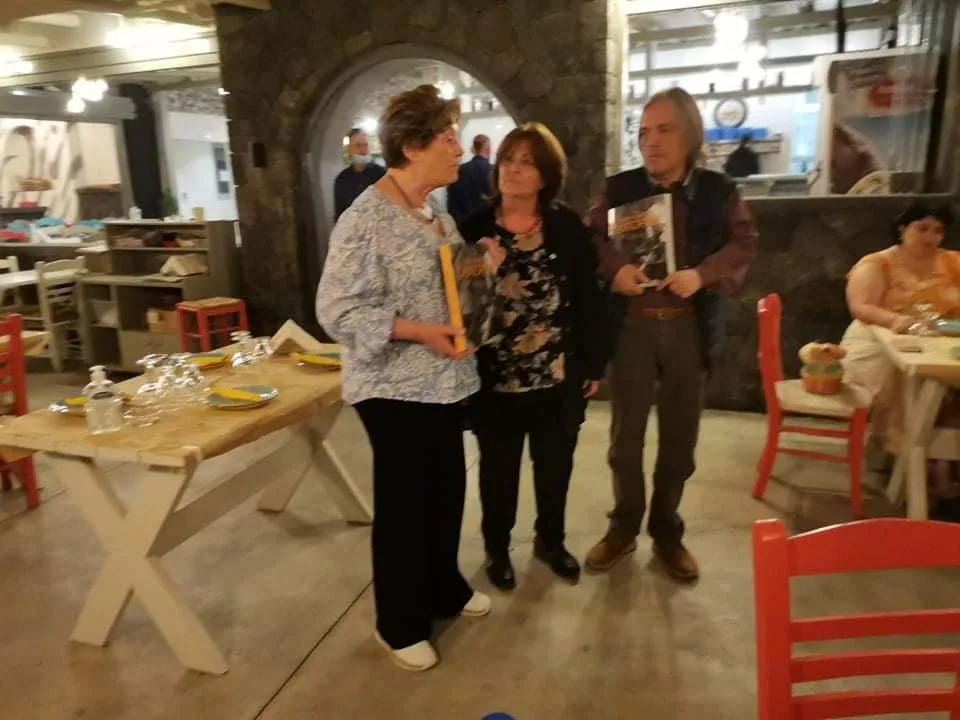 Δείπνο από τον Δήμο Θήρας στα μέλη της Τράπεζας Αίματος Σαντορίνης και στο κλιμάκιο Αιμοδοσίας του ΕΕΣ