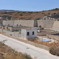 ΘΗΡΑΪΚΗ ΠΟΛΙΤΕΙΑ: Το έργο της αναβάθμισης του βιολογικού καθαρισμού των Φηρών