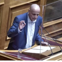Ν. Σαντορινιός: καμία πολιτική παρέμβαση από την κυβέρνηση για τα αυξημένα ναύλα κατά 40% και το ασφυκτικό κόστος ζωής των νησιωτών