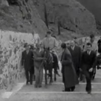 ΒΙΝΤΕΟ: Η ΙΣΤΟΡΙΚΗ ΕΠΙΣΚΕΨΗ ΑΝΤΕΝΑΟΥΕΡ ΣΤΗ ΣΑΝΤΟΡΙΝΗ