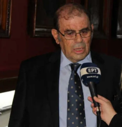 βαζαιοσ λαμπροσ