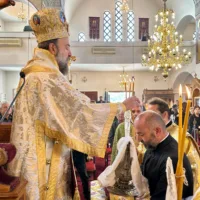 Η ΠΡΩΤΗ ΧΕΙΡΟΤΟΝΙΑ ΔΙΑΚΟΝΟΥ ΑΠΟ ΤΟΝ ΜΗΤΡΟΠΟΛΙΤΗ ΘΗΡΑΣ ΑΜΦΙΛΟΧΙΟ