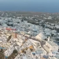 ΝΕΟ (ΕΠΙΔΟΤΟΥΜΕΝΟ) ΞΕΝΟΔΟΧΕΙΟ ΣΤΟ ΚΟΝΤΟΧΩΡΙ ΣΑΝΤΟΡΙΝΗΣ
