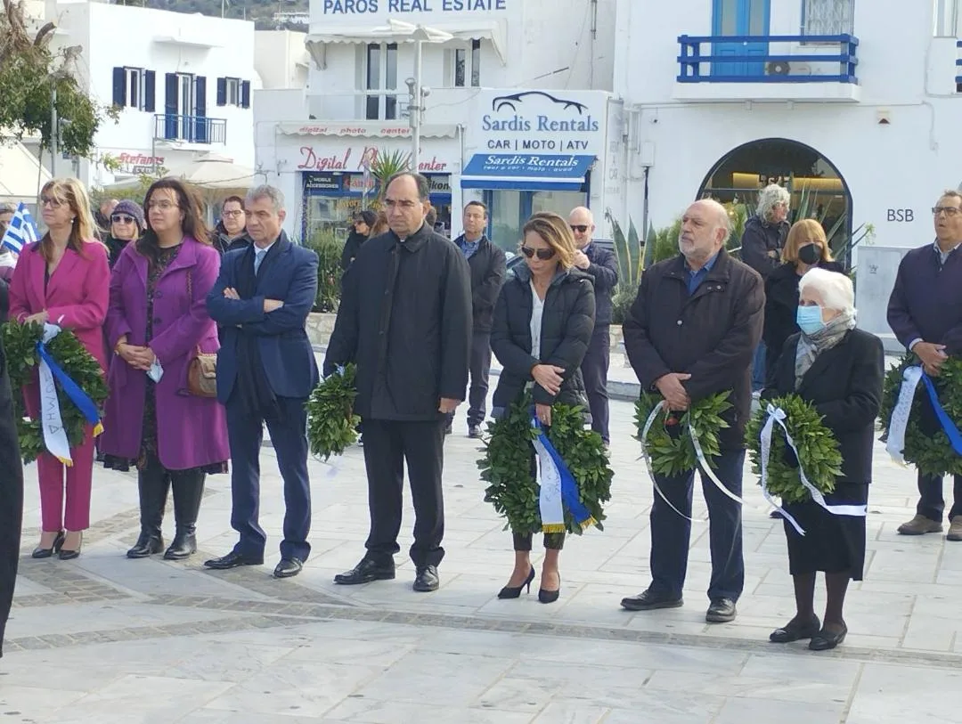 Tην Πάρο επισκέφθηκε ο Νίκος Συρμαλένιος