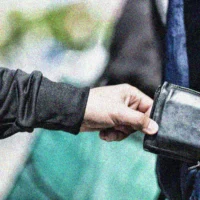 4 ΛΑΧΑΝΑΔΕΣ ΠΙΑΣΑΝΕ ΠΟΥ ΚΑΝΑΝ ΤΗΝ ΚΥΡΙΑ