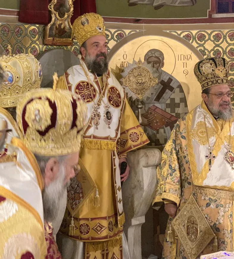 ΤΑ ΟΝΟΜΑΣΤΗΡΙΑ ΤΟΥ ΜΗΤΡΟΠΟΛΙΤΟΥ ΘΗΡΑΣ ΑΜΦΙΛΟΧΙΟΥ