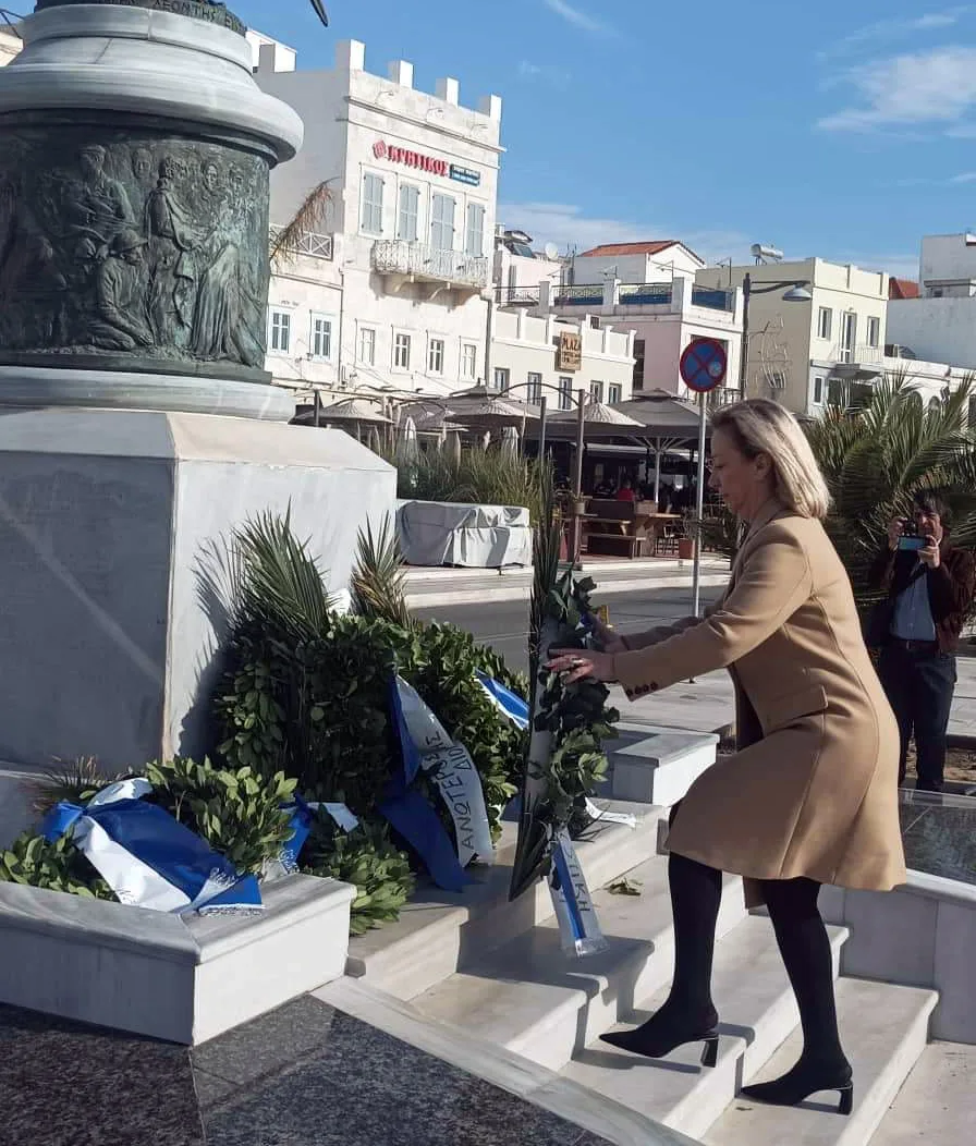 80 χρόνια από την Εθνική Αντίσταση Να μη σβήσουν τα καντήλια της μνήμης