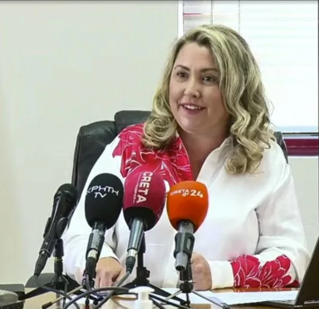 ΑΝΕΛΑΒΕ ΕΠΙΣΗΜΑ ΚΑΘΗΚΟΝΤΑ Η ΝΕΑ ΔΙΟΙΚΗΤΡΙΑ ΤΟΥ ΝΟΣΟΚΟΜΕΙΟΥ