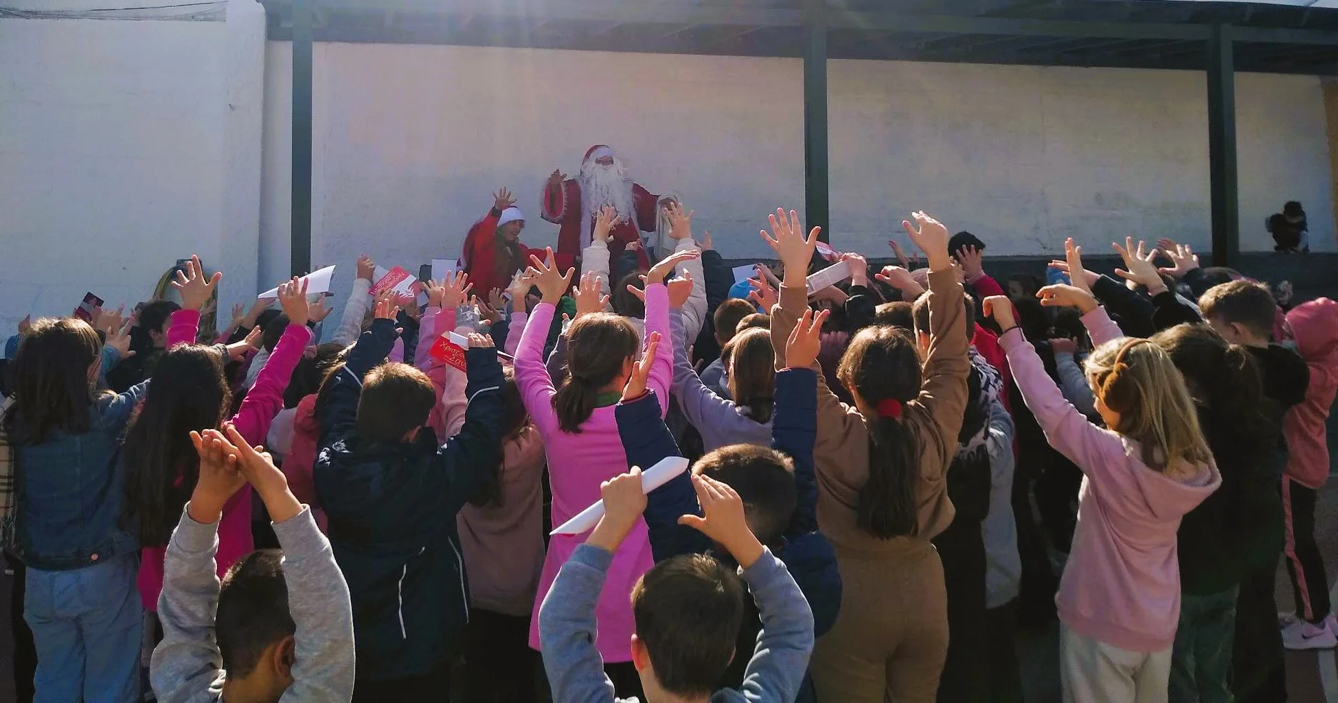 Ο Άη-Βασίλης πήγε Σχολείο