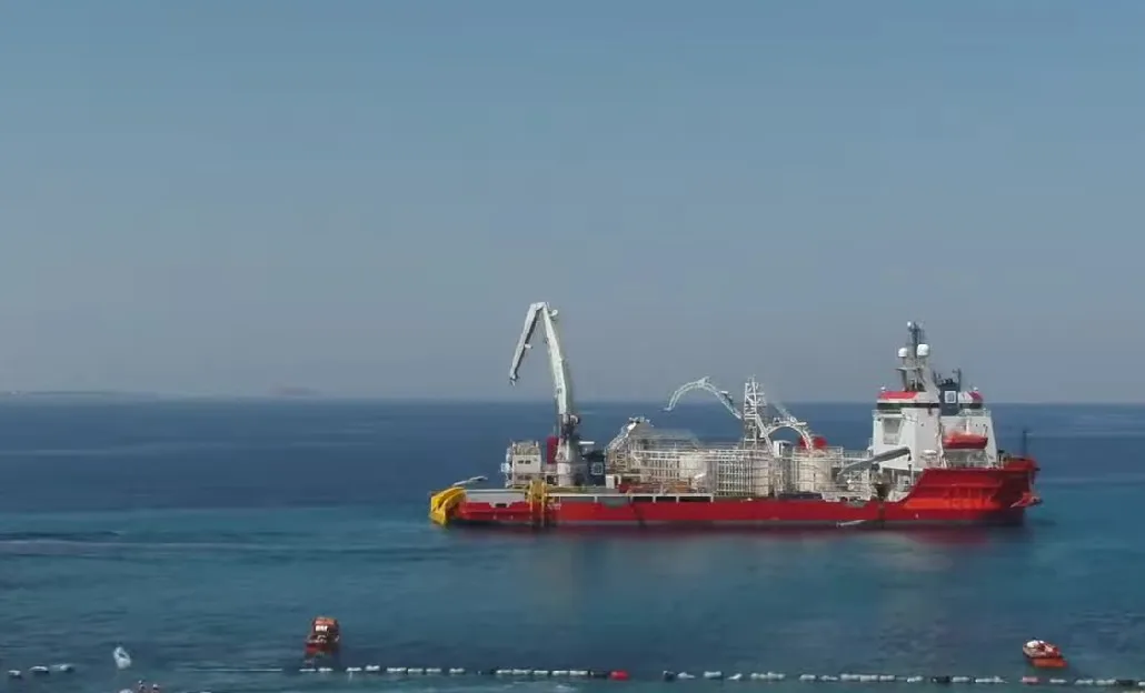 ΠΟΝΤΙΣΤΗΚΕ ΤΟ ΚΑΛΩΔΙΟ ΔΙΑΣΥΝΔΕΣΗΣ ΣΑΝΤΟΡΙΝΗΣ- ΝΑΞΟΥ