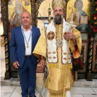 TON ΜΕΓΑΛΟΣΤΑΥΡΟ ΤΗΣ ΜΗΤΡΟΠΟΛΗΣ ΑΠΕΝΕΙΜΕ ΣΤΟΝ Σ.ΠΑΤΗΝΙΩΤΗ Ο ΜΗΤΡΟΠΟΛΙΤΗΣ ΘΗΡΑΣ