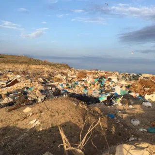 χωματερη δεκ