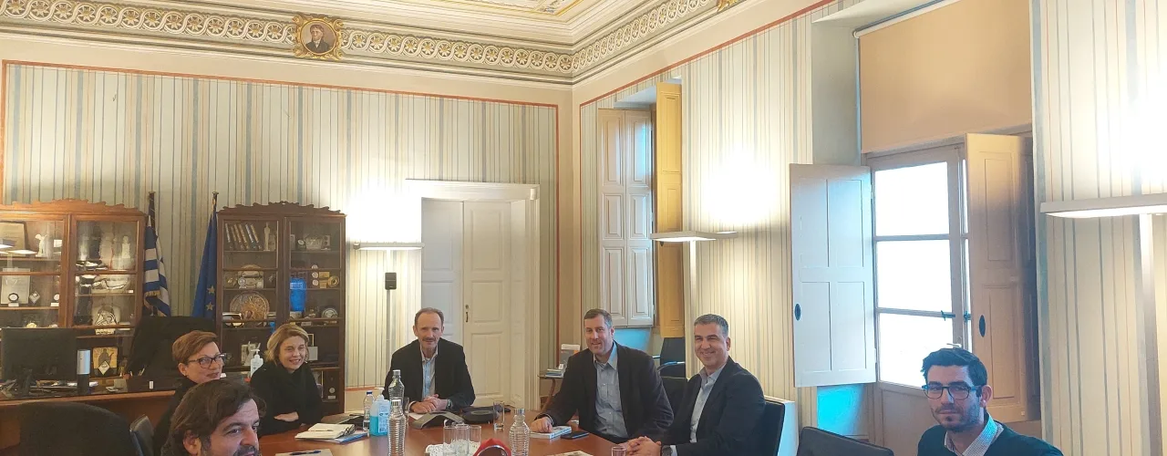 ΕΠΙΜΕΛΗΤΗΡΙΟ ΟΙΚ ΑΚΟΛ ΑΜΕΡΙΚ ΠΡΕΣΒΕΙΑΣ