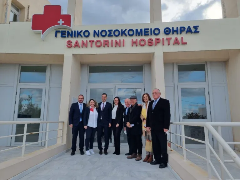 Την Σαντορίνη επισκέφτηκε ο Φίλιππος Φόρτωμας 