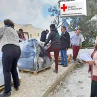 ΣΥΓΚΙΝΗΤΙΚΗ Η ΑΝΤΑΠΟΚΡΙΣΗ ΣΤΗ ΣΤΗΡΙΞΗ ΤΩΝ ΣΕΙΣΜΟΠΛΗΚΤΩΝ