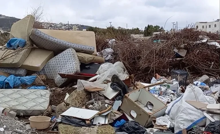 ΕΚΛΕΙΣΕ Η ΑΥΤΟΣΧΕΔΙΑ ΧΩΜΑΤΕΡΗ ΣΤΟ ΚΑΜΑΡΙ