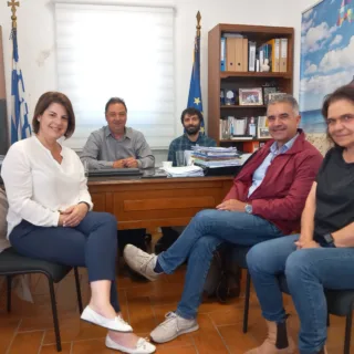 Αντιπαρος