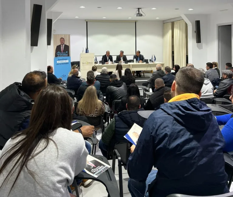 Τριήμερη επίσκεψη του Φίλιππου Φόρτωμα στη Σαντορίνη