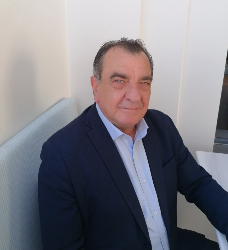 Ο Α. ΣΙΓΑΛΑΣ ΔΙΑΨΕΥΔΕΙ ΦΗΜΕΣ ΠΕΡΙ ΜΗ ΚΑΘΟΔΟΥ