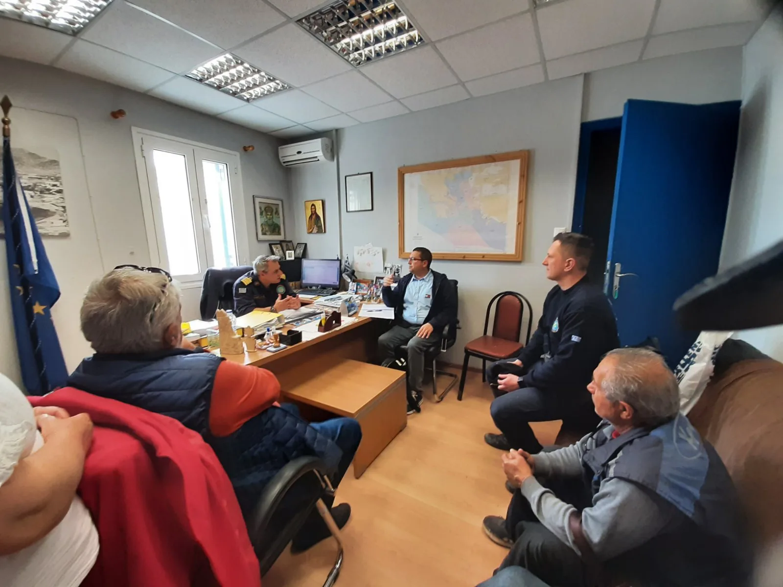 ΕΠΙΣΚΕΨΗ Α.ΒΛΑΧΟΥ ΚΑΙ ΚΛΙΜΑΚΙΟΥ ΚΚΕ ΣΤΗΝ ΙΟ