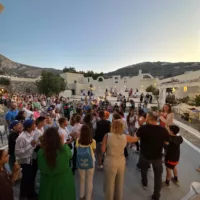 ΓΙΟΡΤΗ ΛΗΞΗΣ ΣΤΟ ΔΗΜΟΤΙΚΟ ΣΧΟΛΕΙΟ ΚΑΜΑΡΙΟΥ