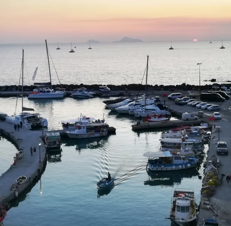 ΙΔΙΩΤΙΚΟΠΟΙΗΣΗ ΚΑΘΕ ΔΗΜΟΣΙΑΣ ΔΡΑΣΤΗΡΙΟΤΗΤΑΣ