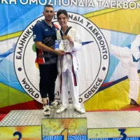 ΣΥΓΧΑΡΗΤΗΡΙΑ ΔΑΠΠΟΣ ΣΤΟΥΣ ΠΑΝΘΗΡΕΣ ΣΑΝΤΟΡΙΝΗΣ