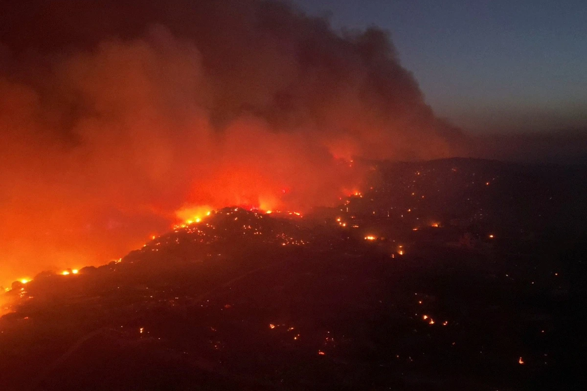 Η Περιφέρεια ζητά πυροσβεστικά εφόδια και εξοπλισμό