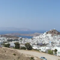 Ίος / Συνελήφθη ο διοικητής αστυνομικού τμήματος – Ζητούσε 30.000 ευρώ από ιδιοκτήτη μπαρ