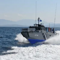 Τραυματισμός επιβάτιδας σε τουριστικό σκάφος