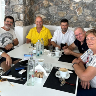 ΛΑΪΚΗ ΕΜΠΟΡΟΙ