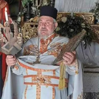 παπαΜαρκος1