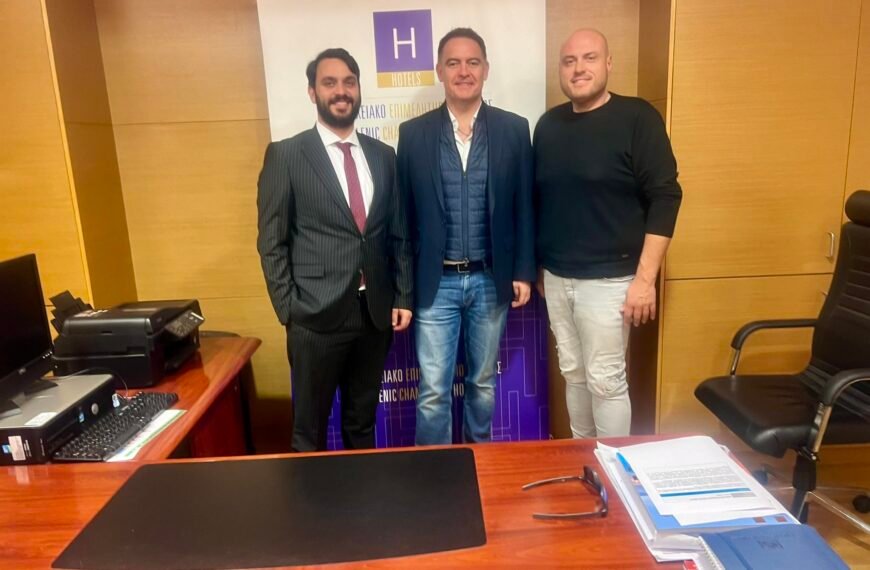 Συνάντηση με τον πρόεδρο του Ξ.Ε.Ε. του Α. Παγώνη και Α. Πατηνιώτη