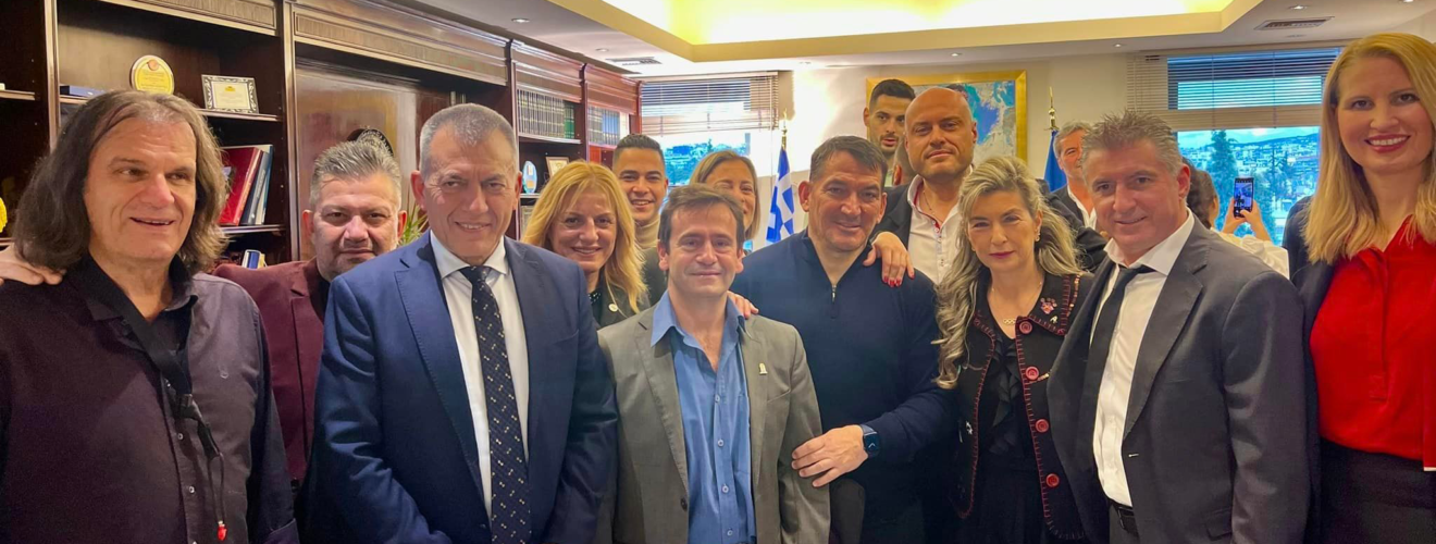 πατηνιωτης