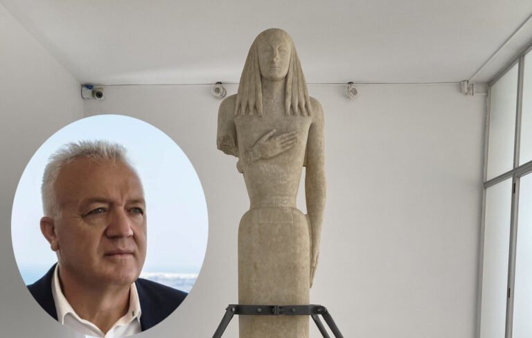 Ο Μ. Καφούρος έφερε στη Βουλή το θέμα της “Κόρης” και της λειτουργίας του Αρχαιολογικού Μουσείου Θήρας