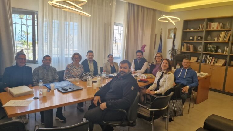 Εκπρόσωποι της αμερικανικής πρεσβείας στον Δήμο