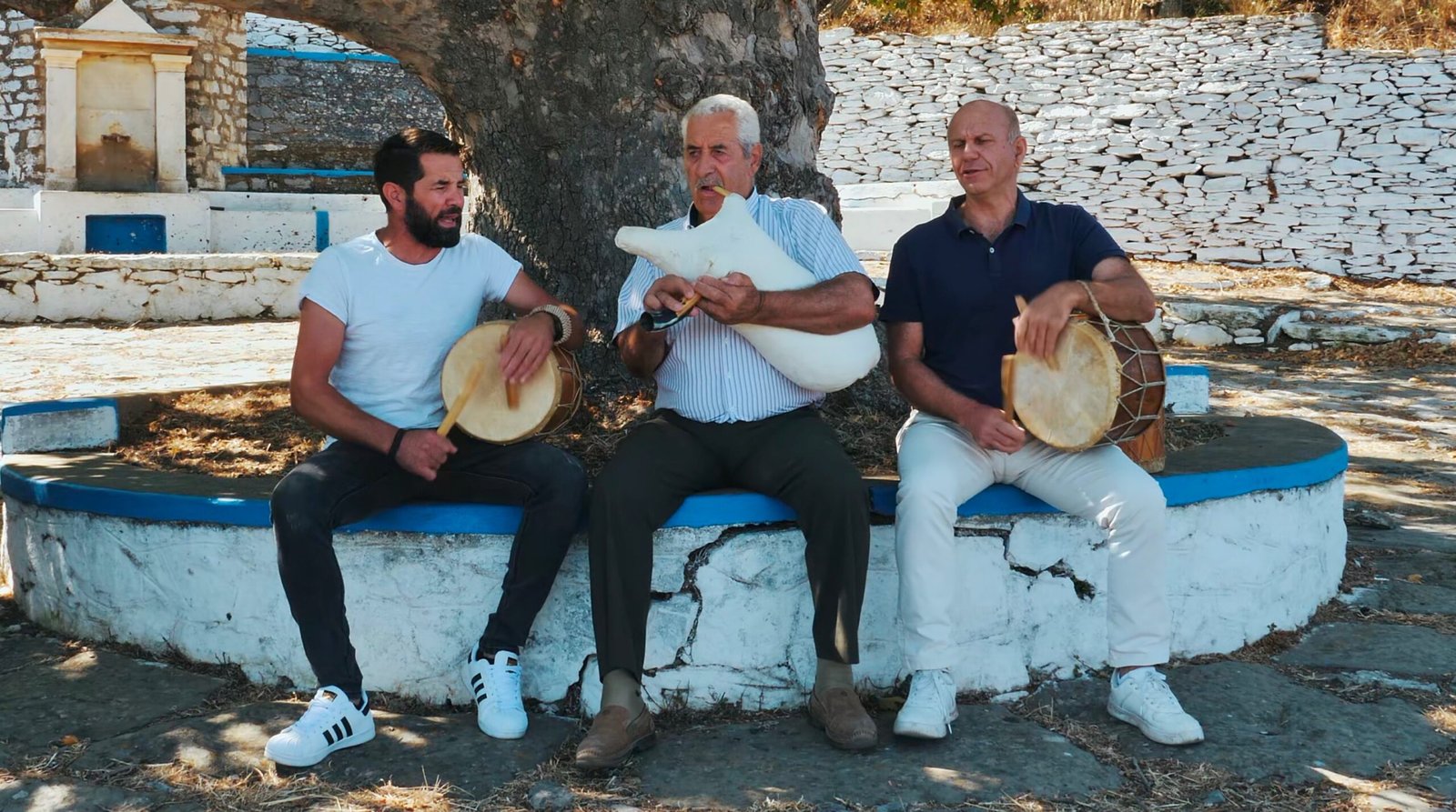 «Ακούστε την ιστορία..» & «Καταγραφή παραδοσιακών οργανοπαιχτών της Κέας»