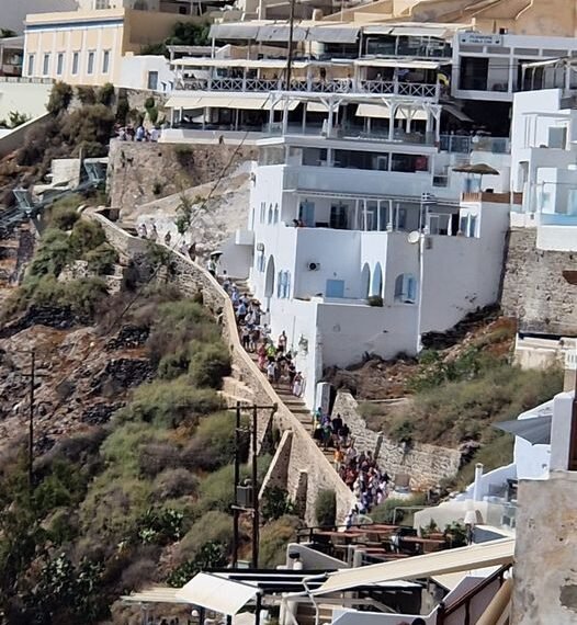 Νέο Διεθνές  κάζο της Σαντορίνης