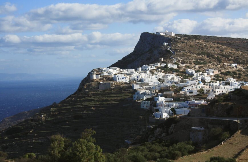 Άκαρπες οι έρευνες στη Σίκινο