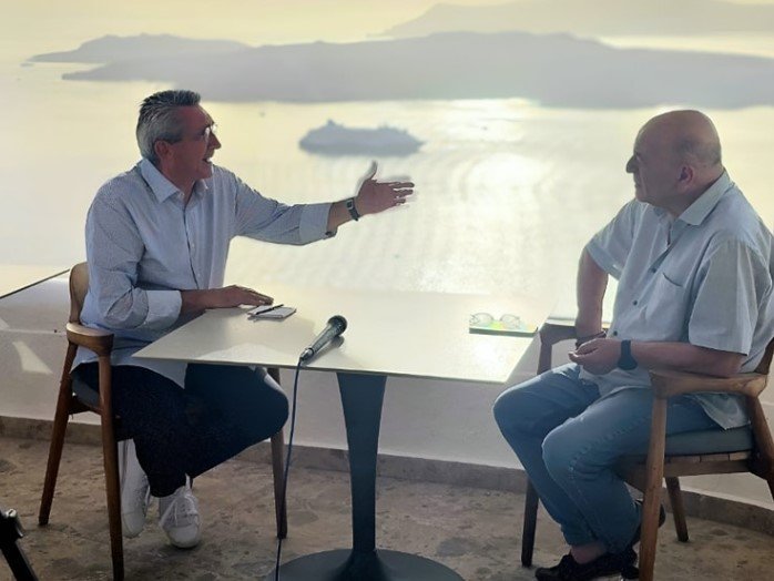 Όλα τα θέματα της Σαντορίνης στο τραπέζι κατά την επίσκεψη του Περιφερειάρχη