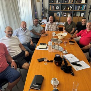 εμποροι δημαρχος