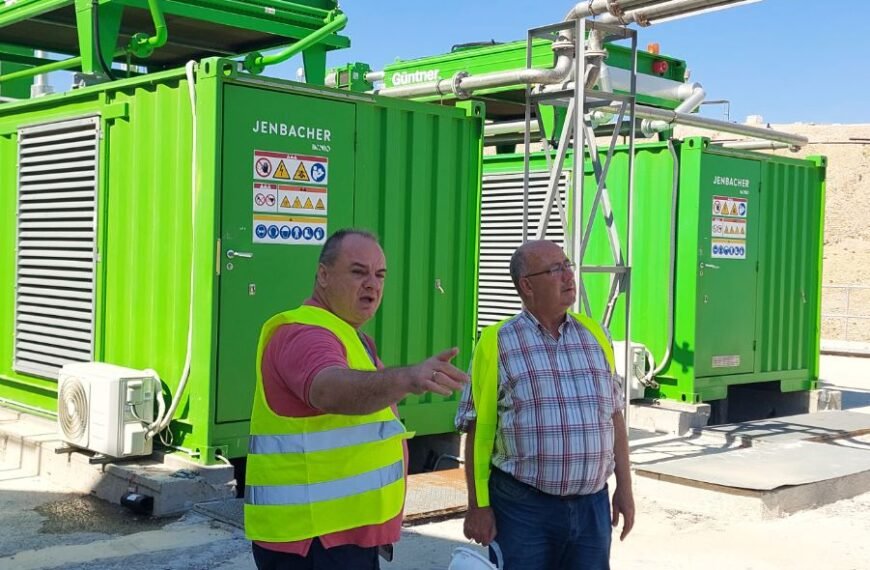 Επίσκεψη του δημάρχου Θήρας στην Μονάδα Επεξεργασίας Απορριμμάτων στο Αμάρι Ρεθύμνου.