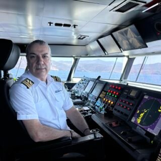 πλοίαρχοςSeaJets1