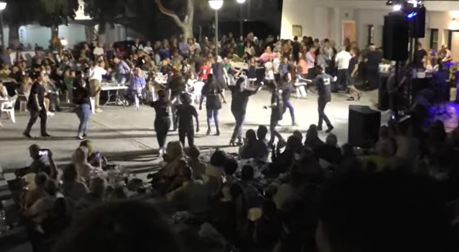 μυρτιδιώτισσα