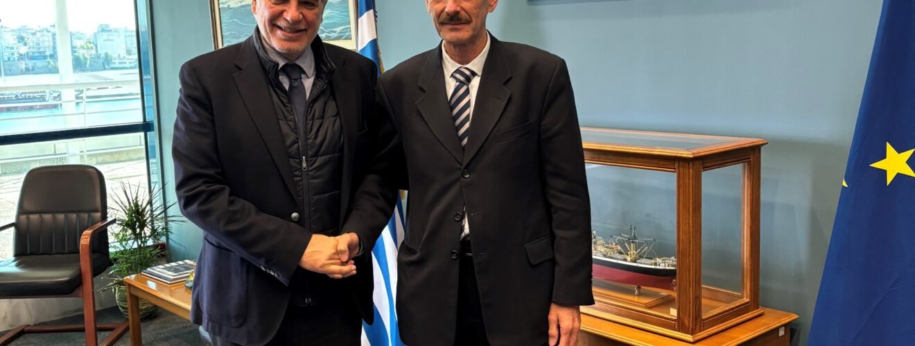 ΡΟΥΣΣΟΣ ΣΤΥΛΙΑΝΙΔΗΣ