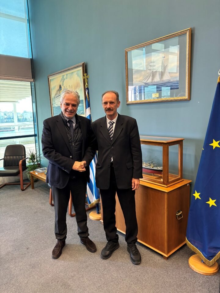 ΡΟΥΣΣΟΣ ΣΤΥΛΙΑΝΙΔΗΣ